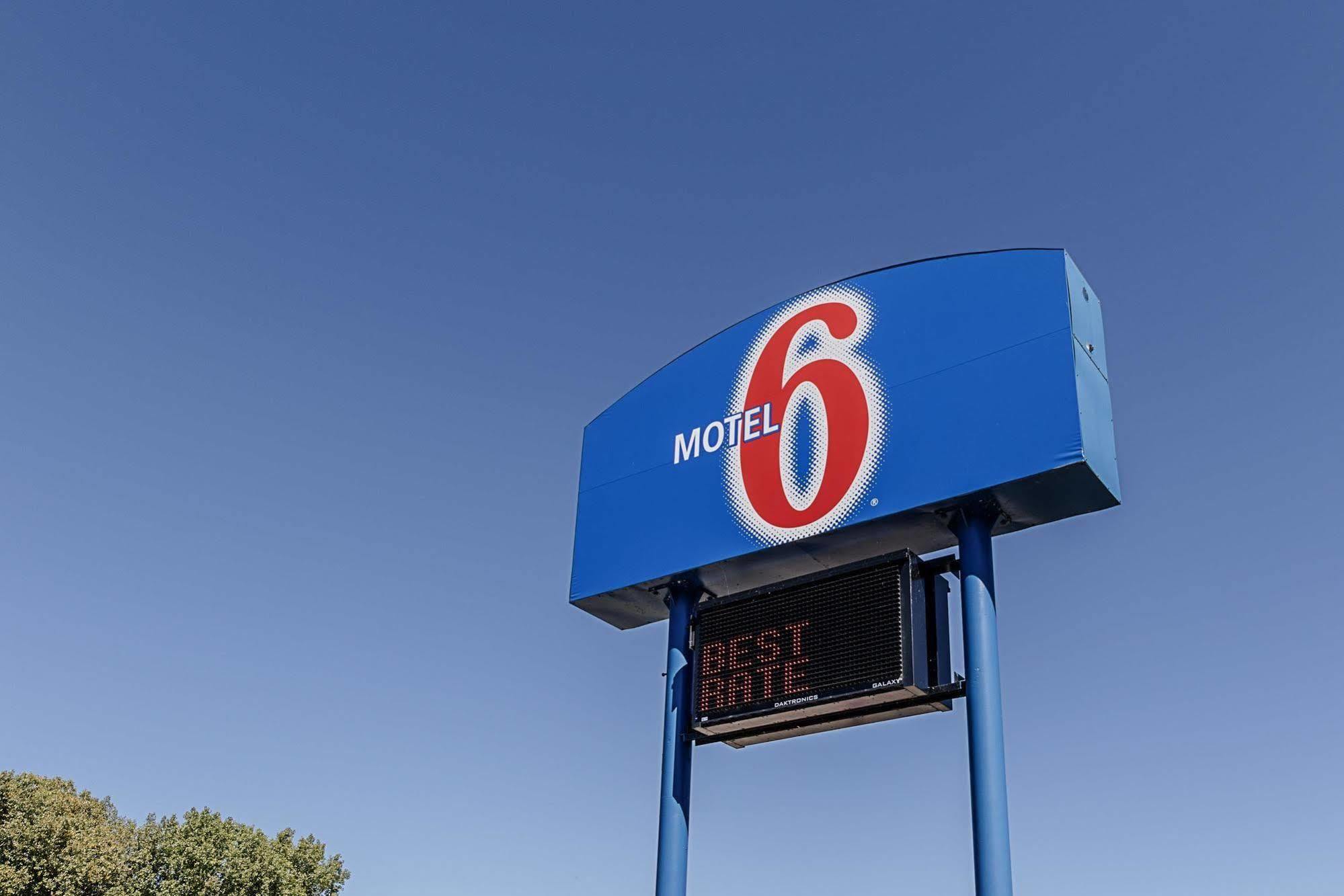 Motel 6-La Crosse, Wi Εξωτερικό φωτογραφία