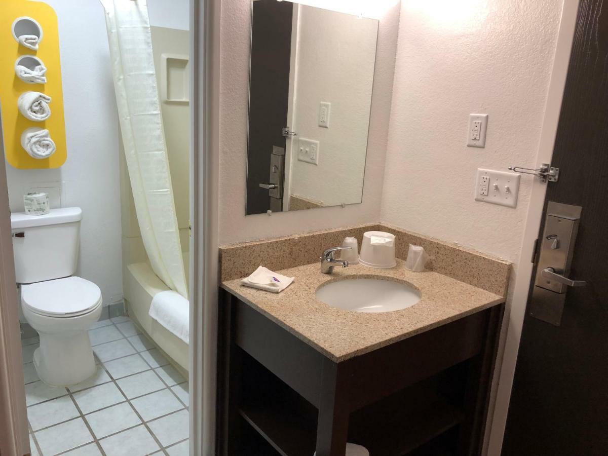 Motel 6-La Crosse, Wi Εξωτερικό φωτογραφία