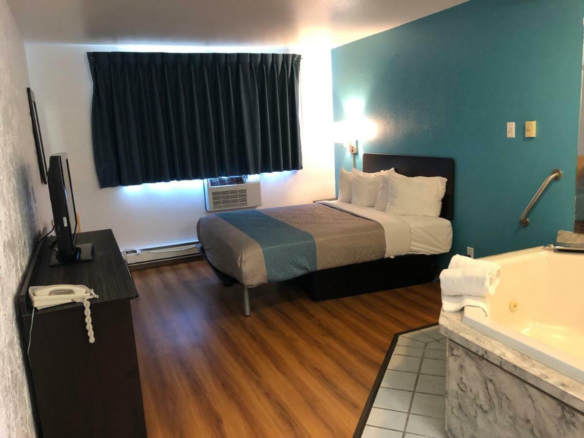 Motel 6-La Crosse, Wi Εξωτερικό φωτογραφία