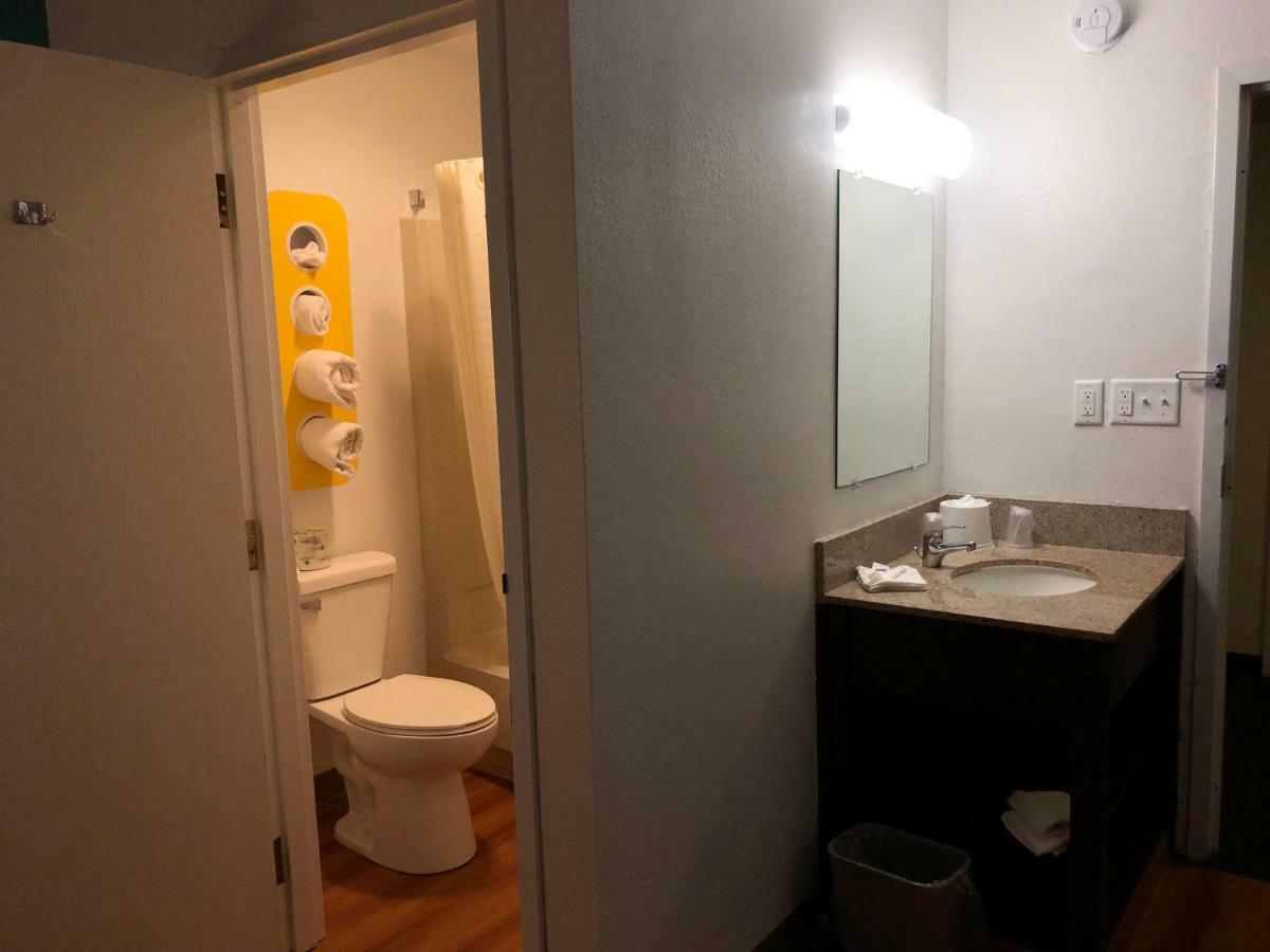 Motel 6-La Crosse, Wi Εξωτερικό φωτογραφία